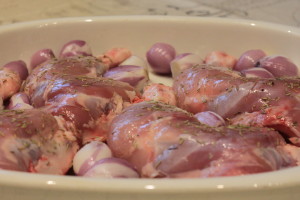 POLLO ASADO CON CHALOTAS 