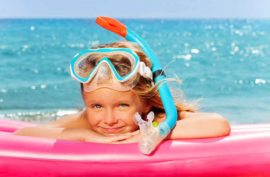 OJOS IRRITADOS PISCINA PLAYA VERANO FARMACIA ALBALÁ